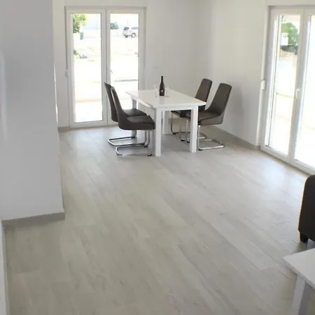 Appartement Charmantes In Und Neben Dem *