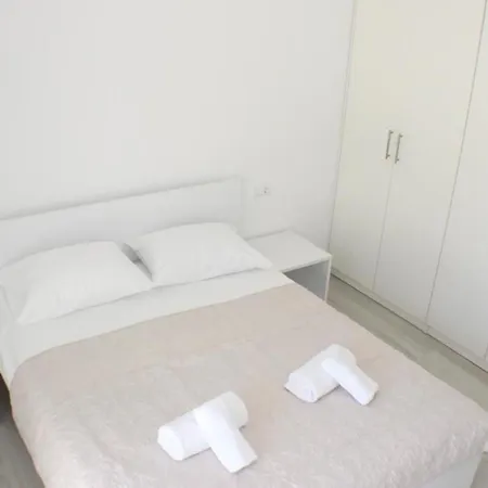 Appartement Charmantes In Und Neben Dem Promajna